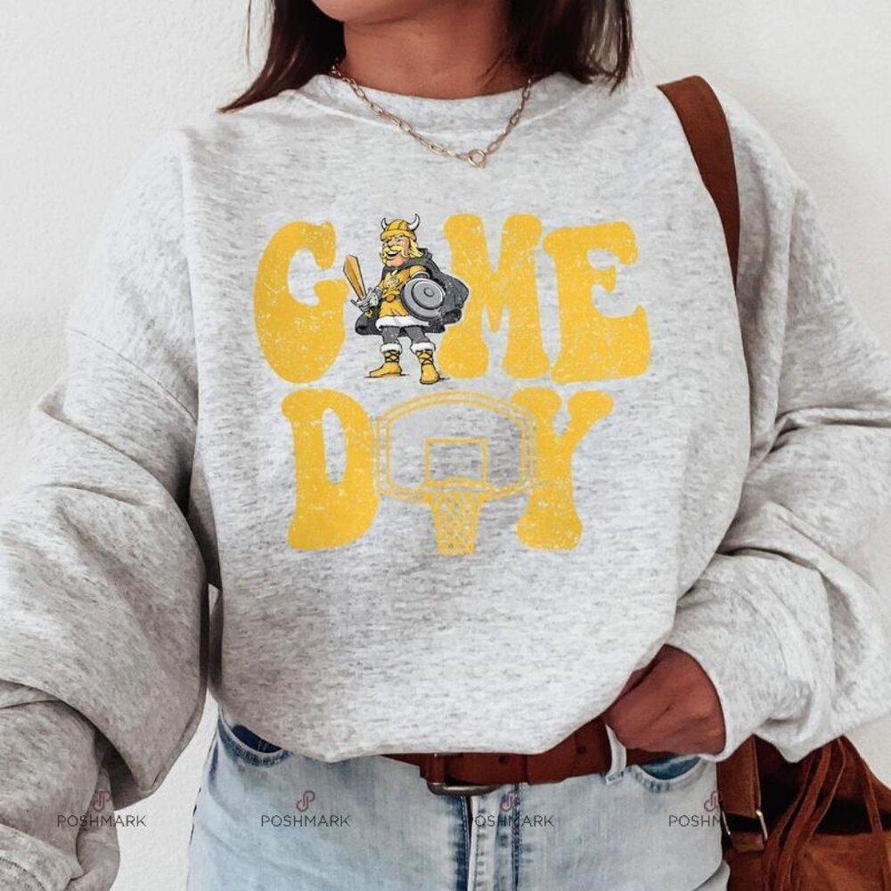 Northern Kentucky Norse Ncaa Division I Basketball Graphic Crewneck Sweatshirt